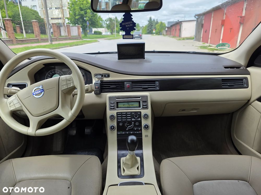 Volvo V70 2.0D Momentum - 12