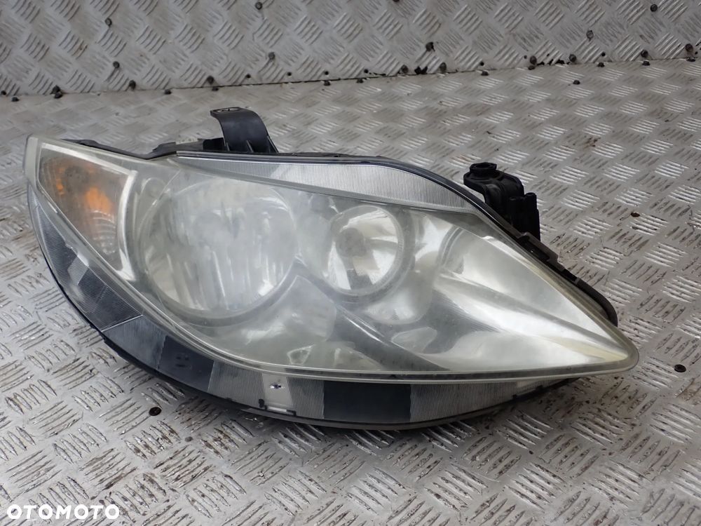 LAMPA PRAWY PRZÓD SEAT IBIZA IV  6J1941005D / 6J1941006D - 2