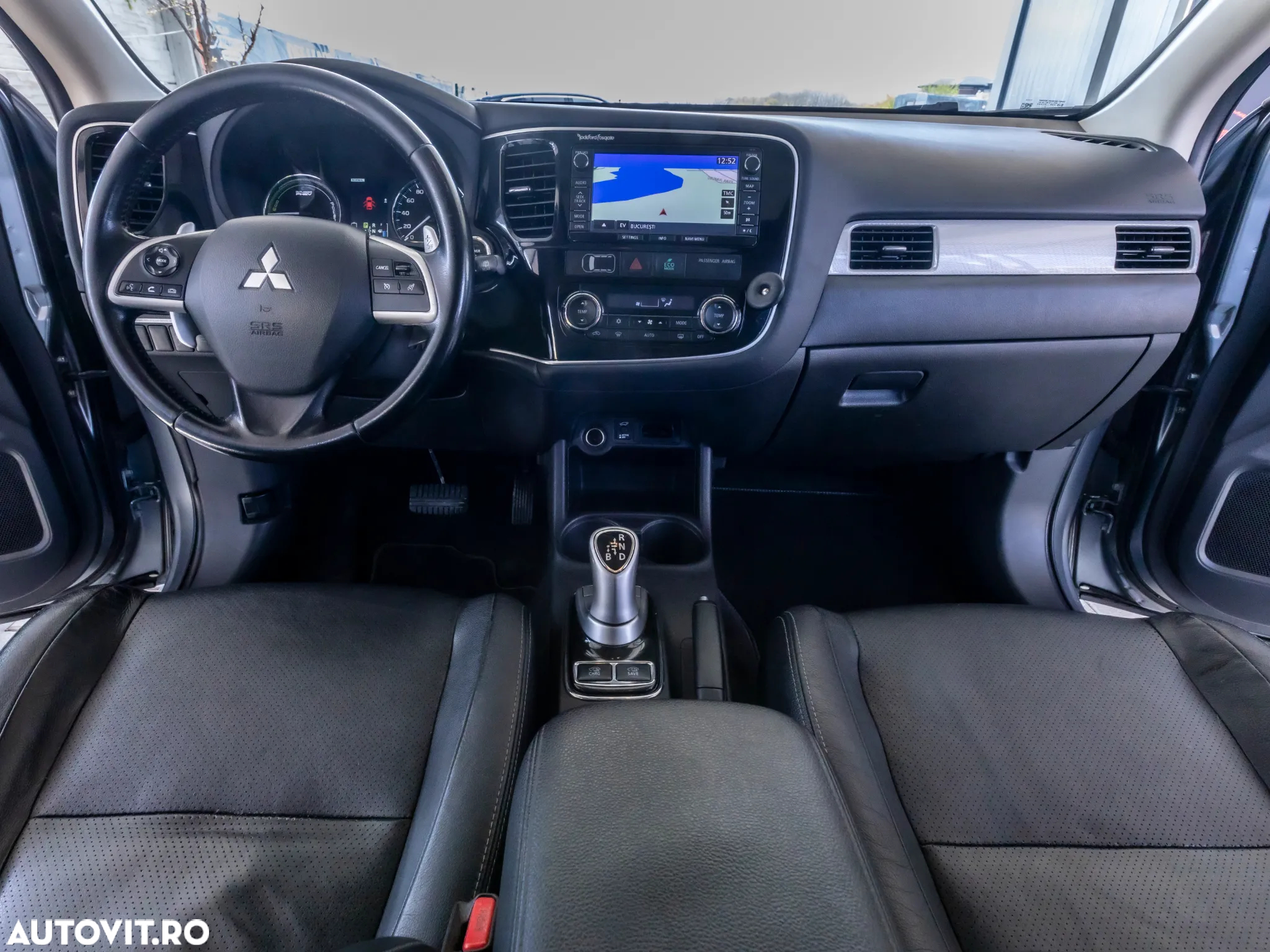 Mitsubishi Outlander 2.0 4WD Plug-In Hybrid - 15