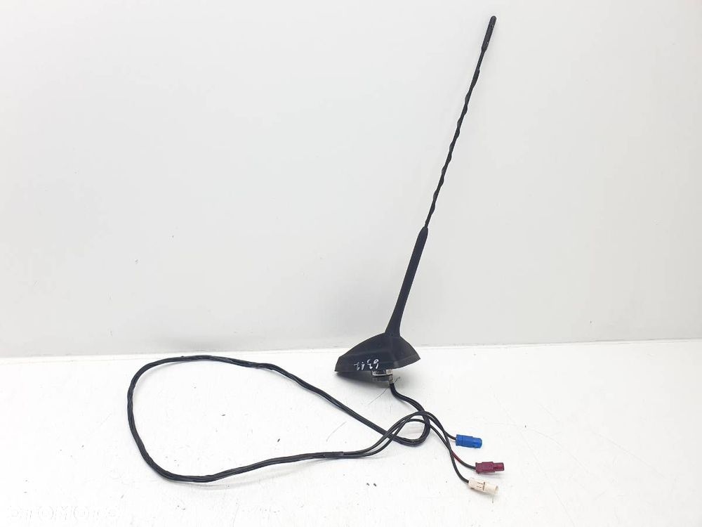 ANTENA DACHOWA GPS RENAULT CLIO III 282169492R EUROPA