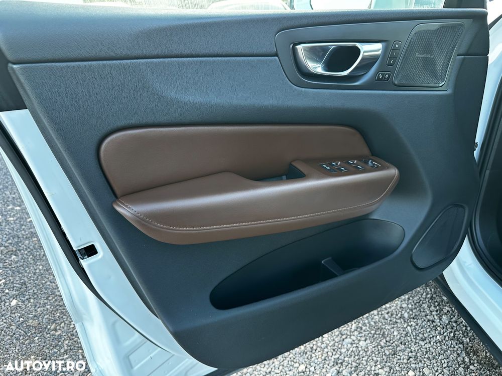 Volvo XC 60 B5 D AWD Geartronic Inscription - 14