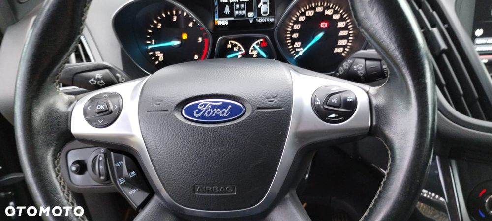 Ford Kuga 2.0 TDCi 4x4 Titanium - 15