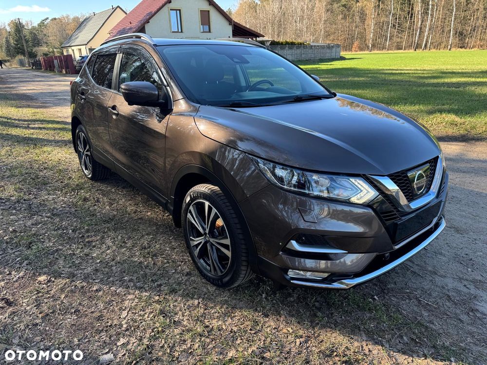 Nissan Qashqai 1.5 dCi N-Connecta - 1