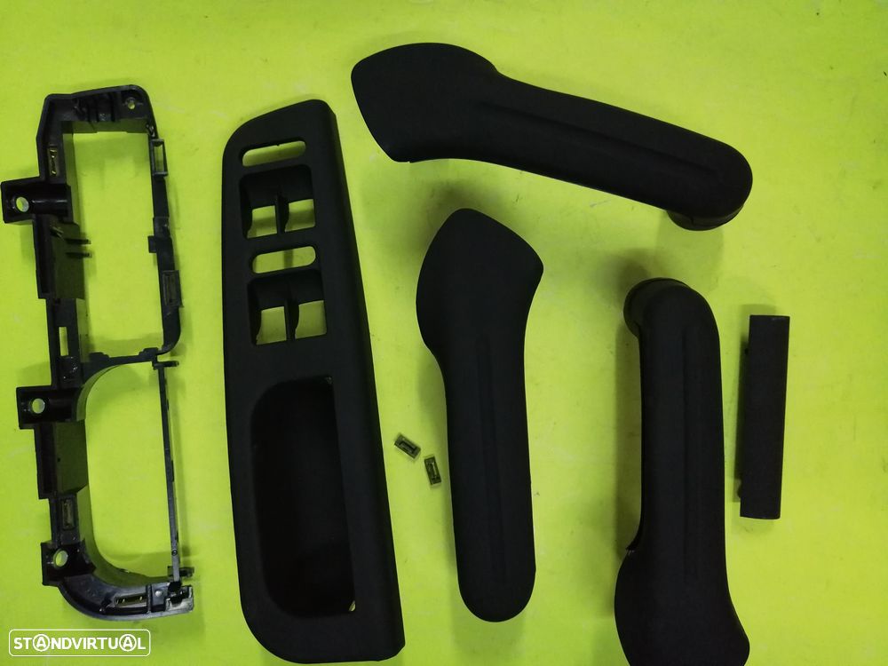 Kit completo de punhos / Puxadores das portas Vw Golf IV NOVO - 1