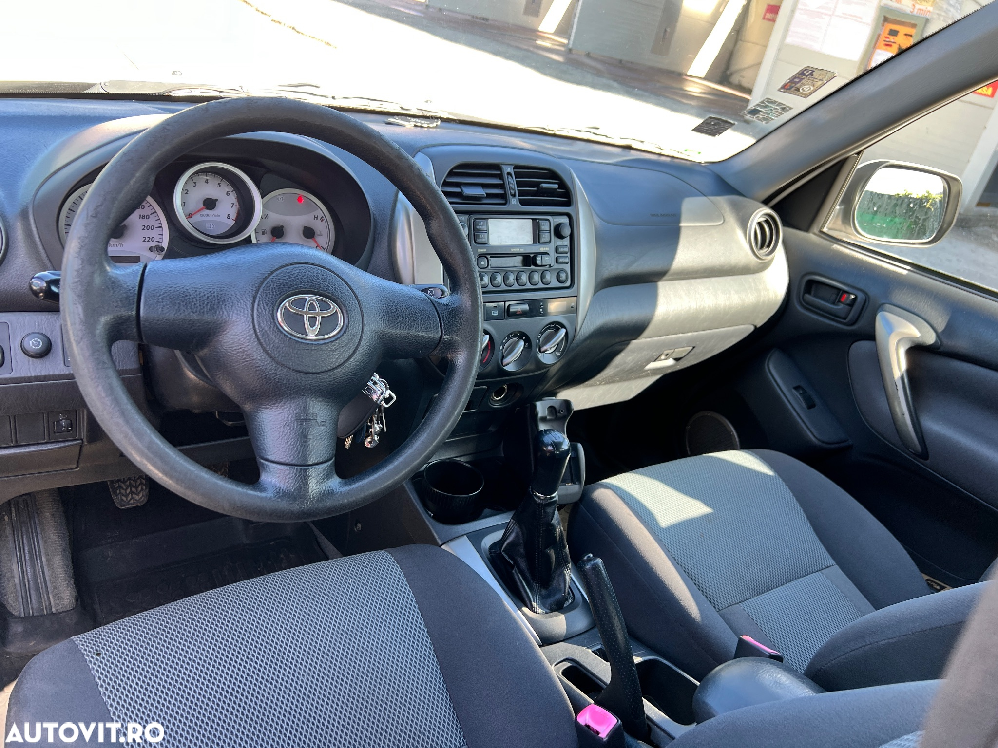 Toyota RAV4 - 5