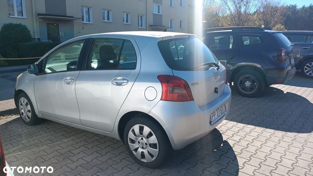 Toyota Yaris - 2