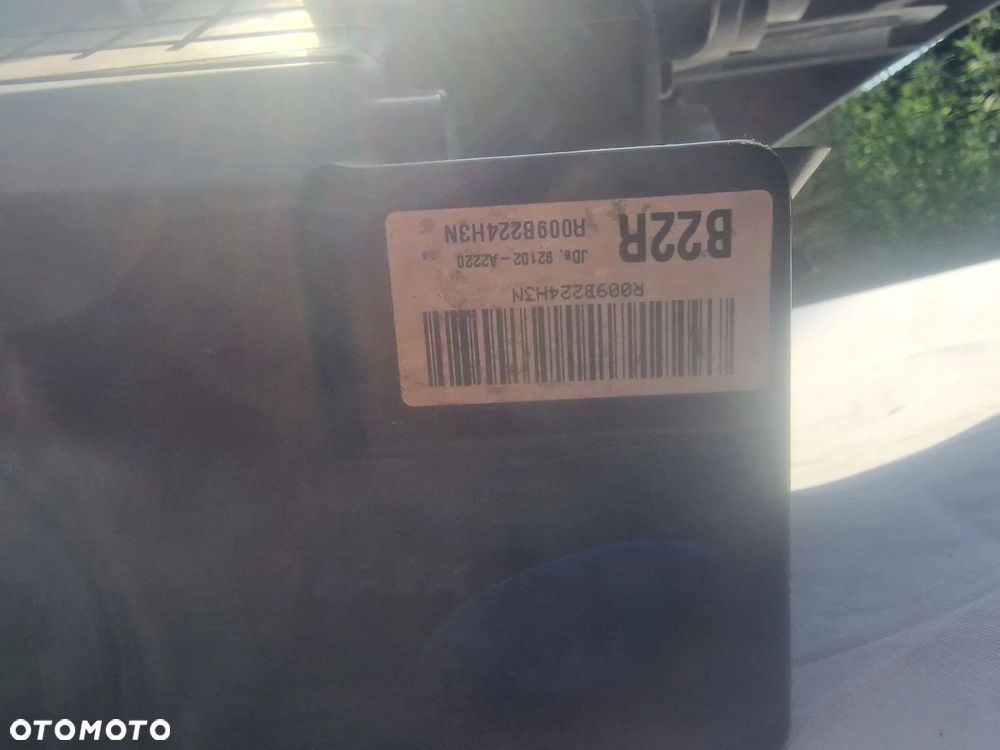 Lampa przednia Kia Ceed 2015 - 4