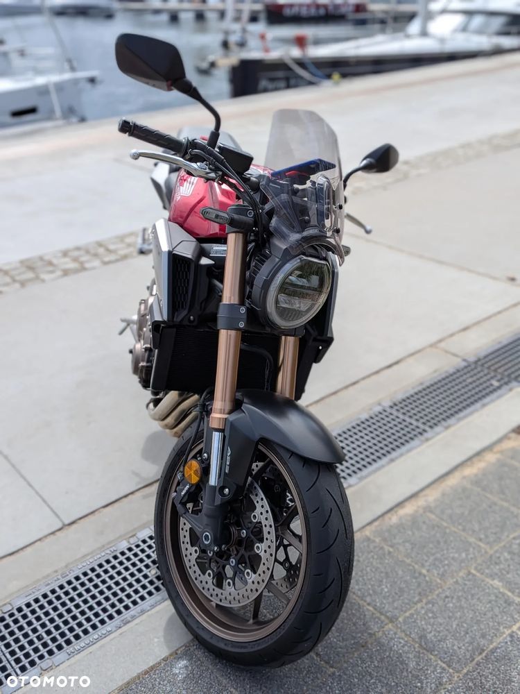 Honda CB - 10