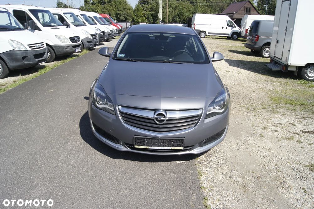 Opel Insignia 2.0 CDTI Executive - 2