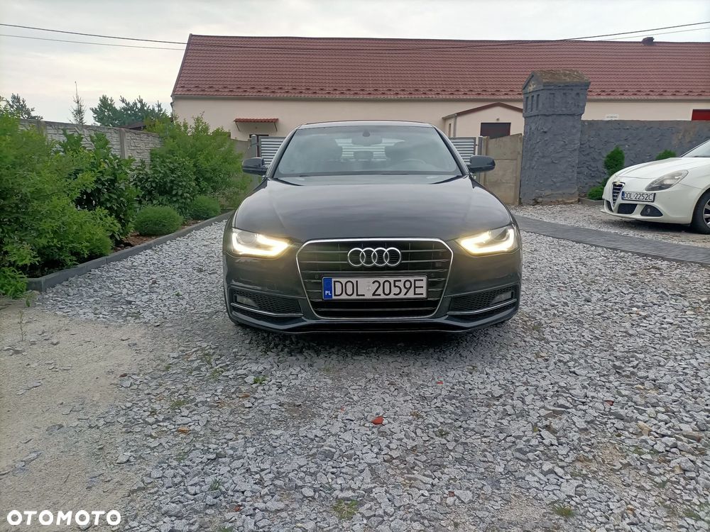 Audi A4 Limousine - 17