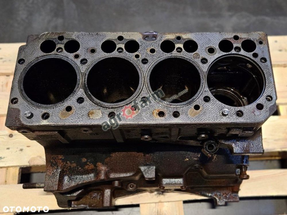 Blok silnika John Deere 6100, 3410, 3310, 3210 - 3