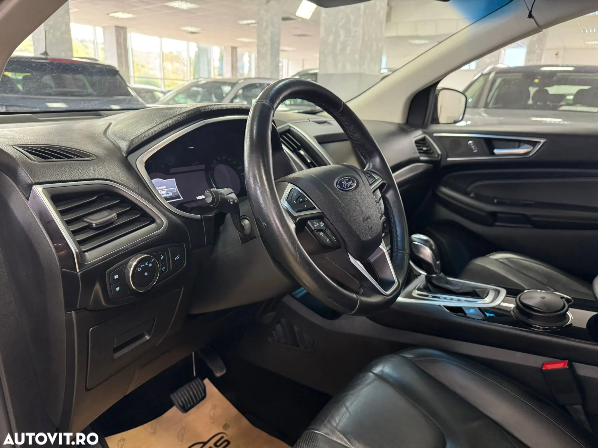 Ford Edge 2.0 TDCi Bi-Turbo 4x4 Titanium - 4