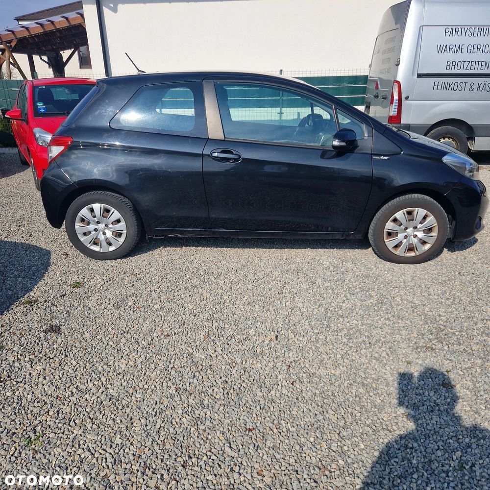 Toyota Yaris 1.0 VVT-i Cool - 4