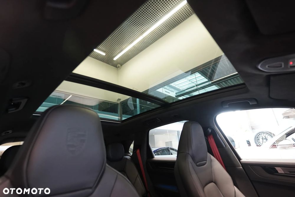 Porsche Cayenne GTS - 29
