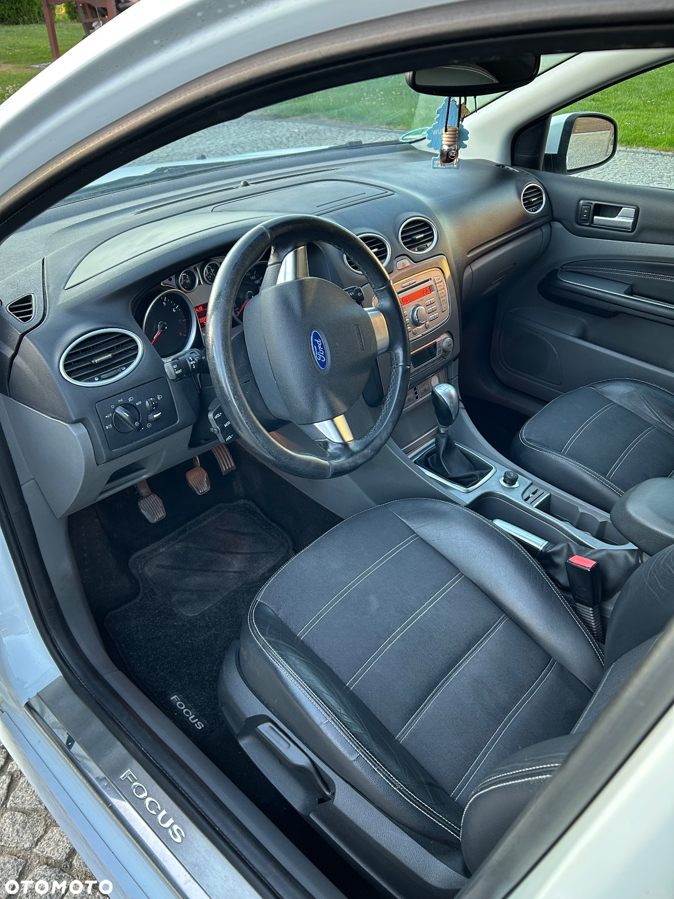 Ford Focus 1.8 Titanium - 11