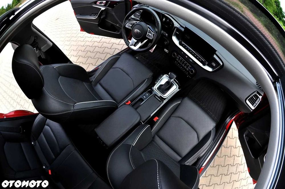 Kia XCeed - 7