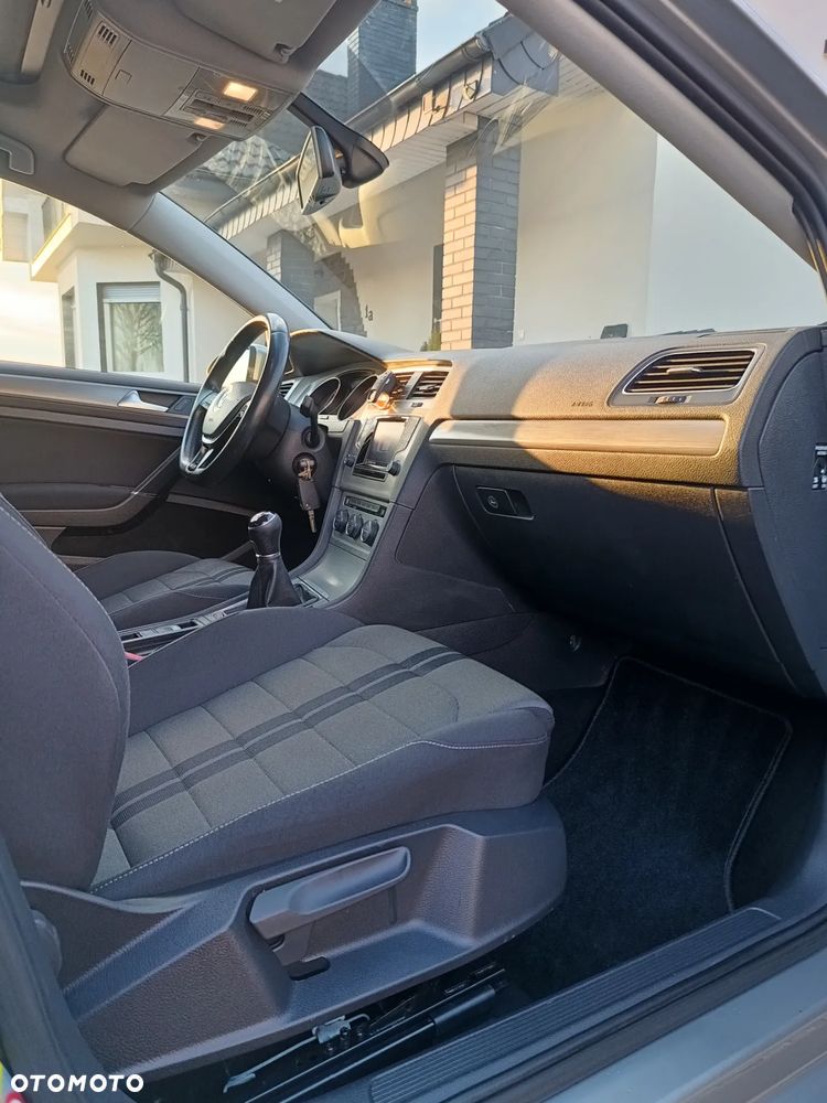 Volkswagen Golf 2.0 BlueTDI 4Motion Highline - 23