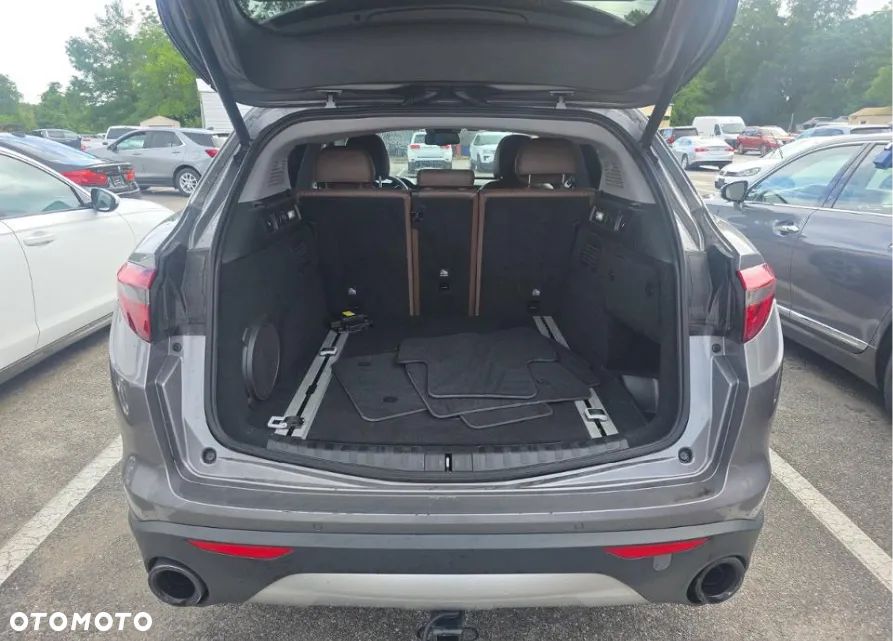 Alfa Romeo Stelvio 2.0 Turbo TI Q4 - 12