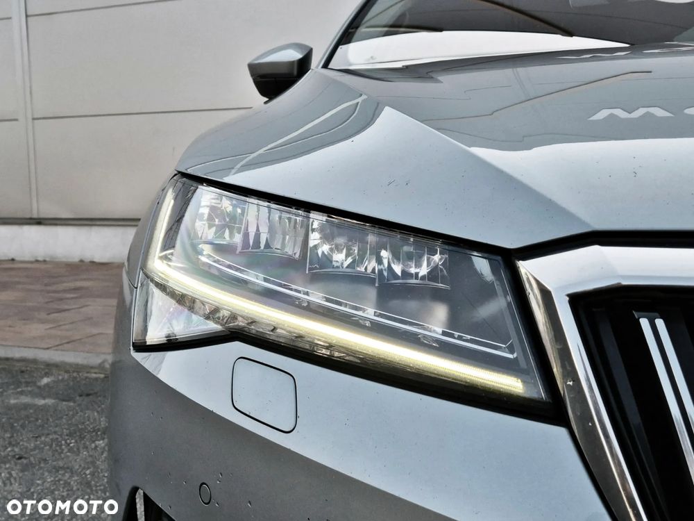 Skoda Superb 1.6 TDI DSG Ambition - 8