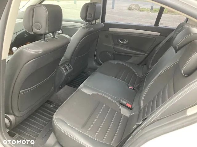 Renault Laguna dCi 110 FAP Limited - 14