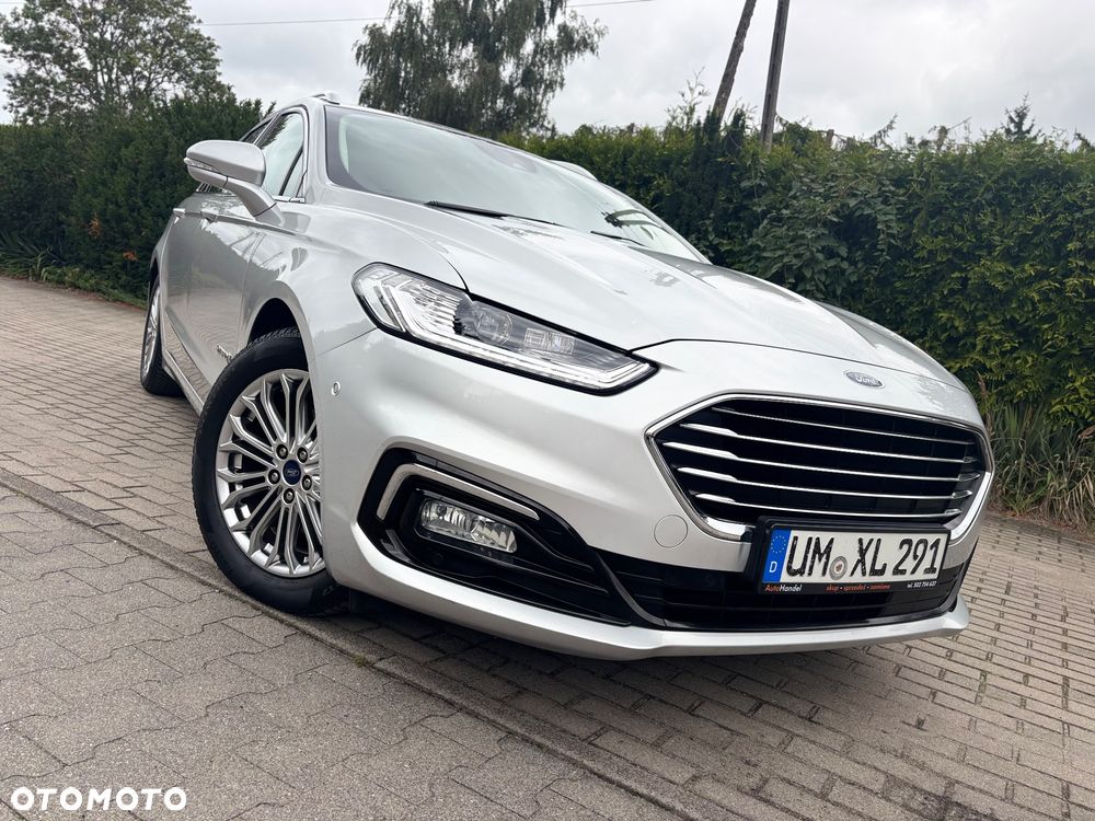 Ford Mondeo 2.0 Hybrid Titanium - 2