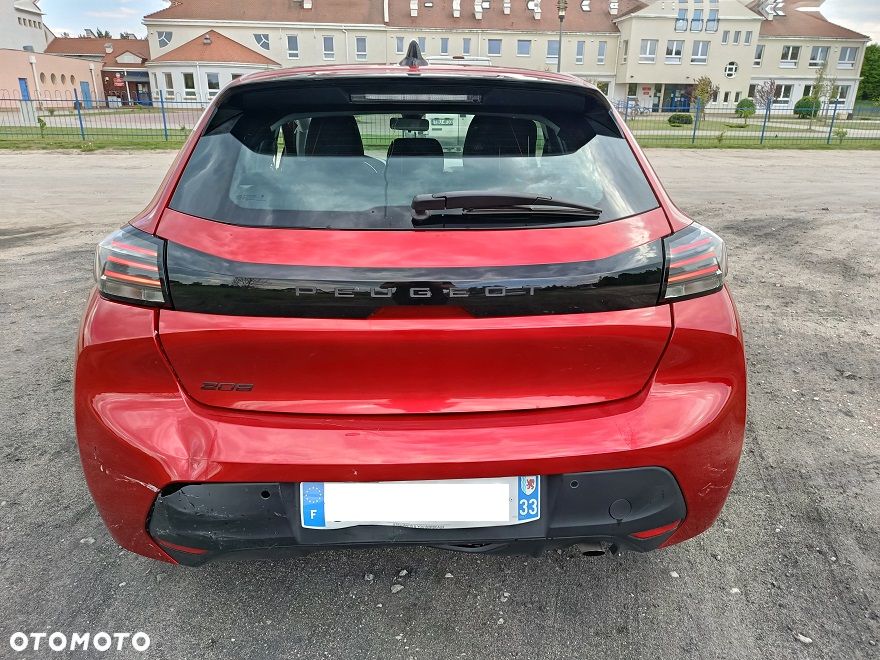 Peugeot 208 - 12