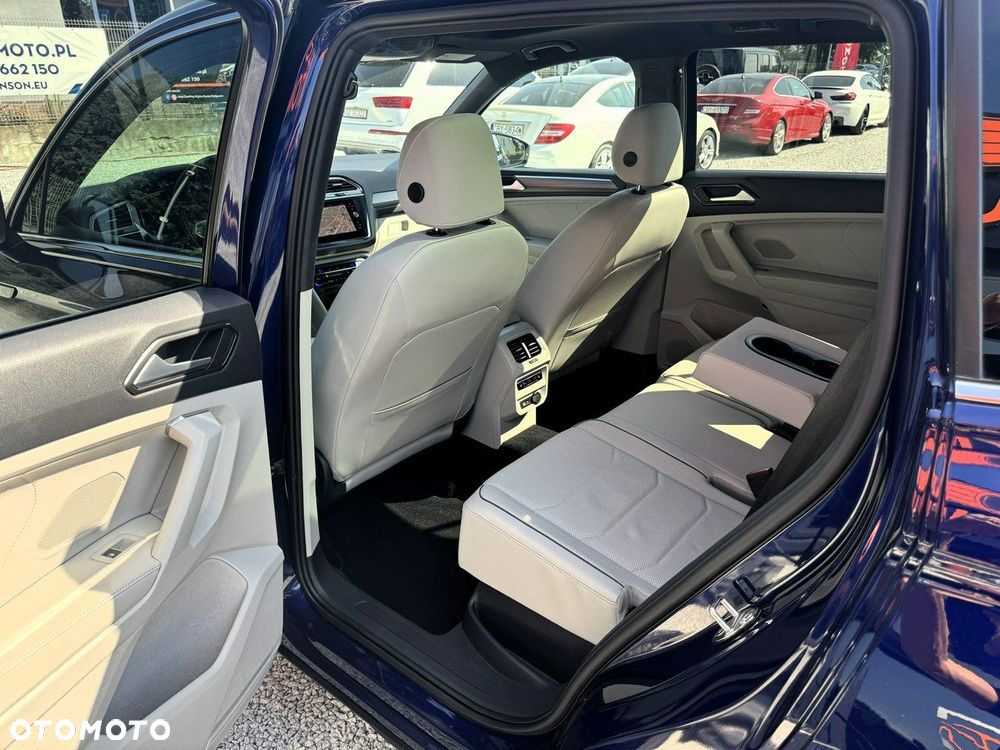 Volkswagen Tiguan - 29