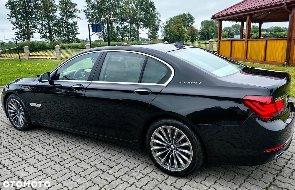 BMW Seria 7 - 10