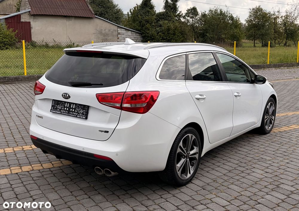Kia Ceed - 7