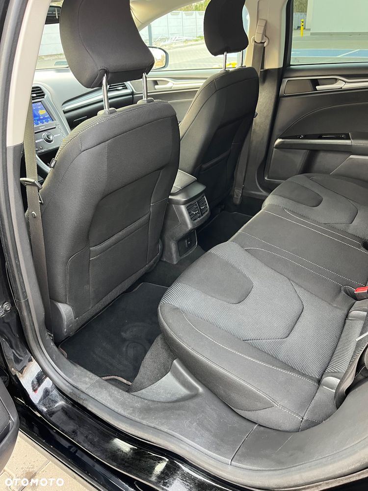 Ford Mondeo 2.0 TDCi Titanium PowerShift - 23