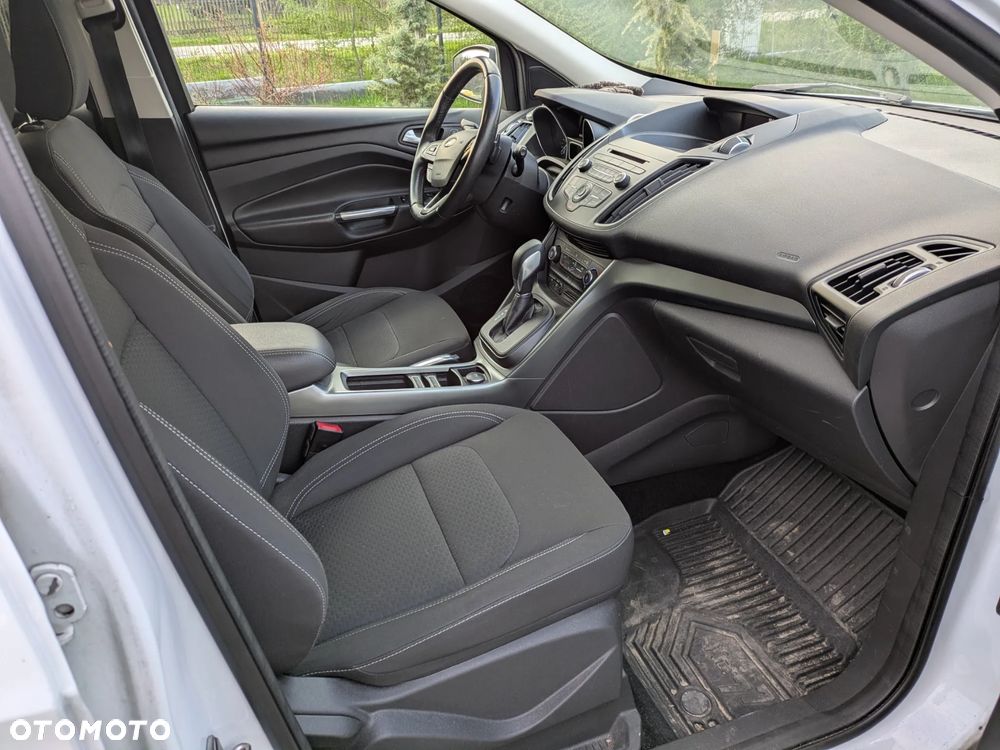 Ford Kuga 2.0 TDCi 4x4 Titanium - 6