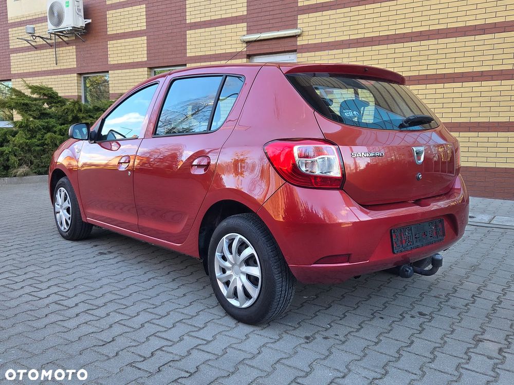 Dacia Sandero 1.2 16V 75 Ambiance - 11