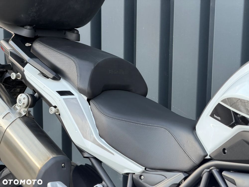 Benelli TRK 502X - 21