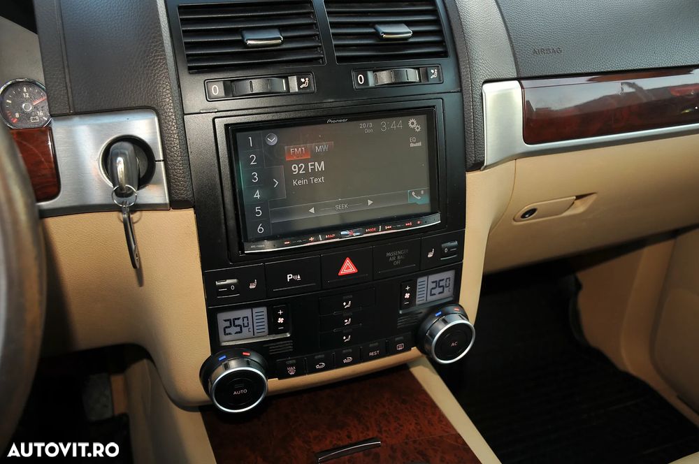 VOLKSWAGEN Touareg 2008 — imagine 7