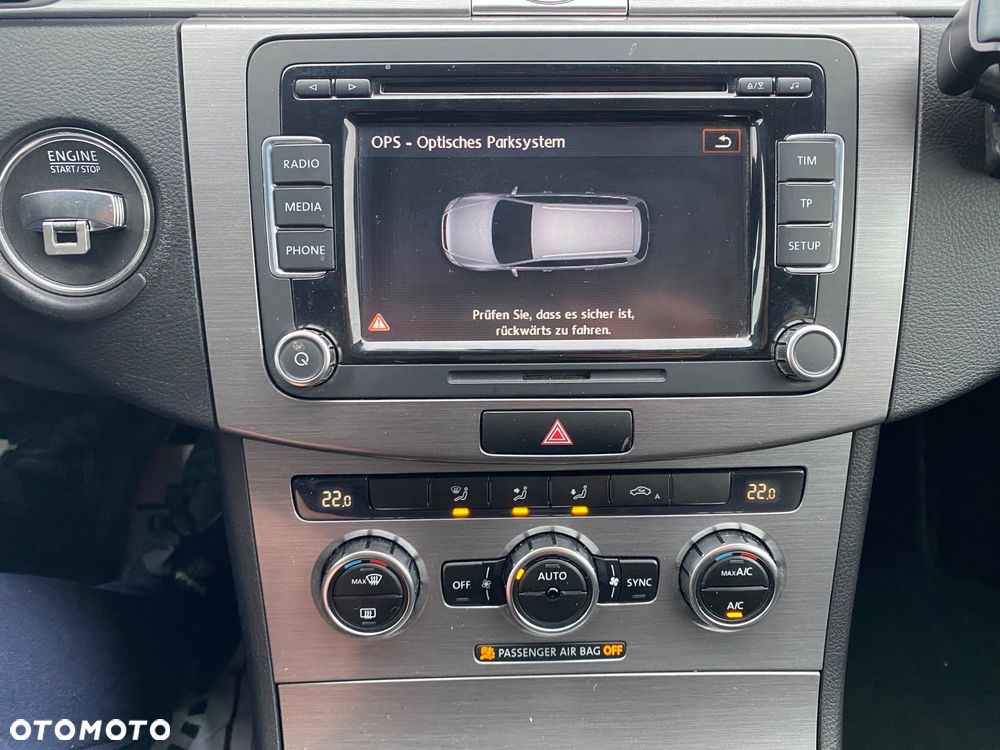 Volkswagen Passat - 6