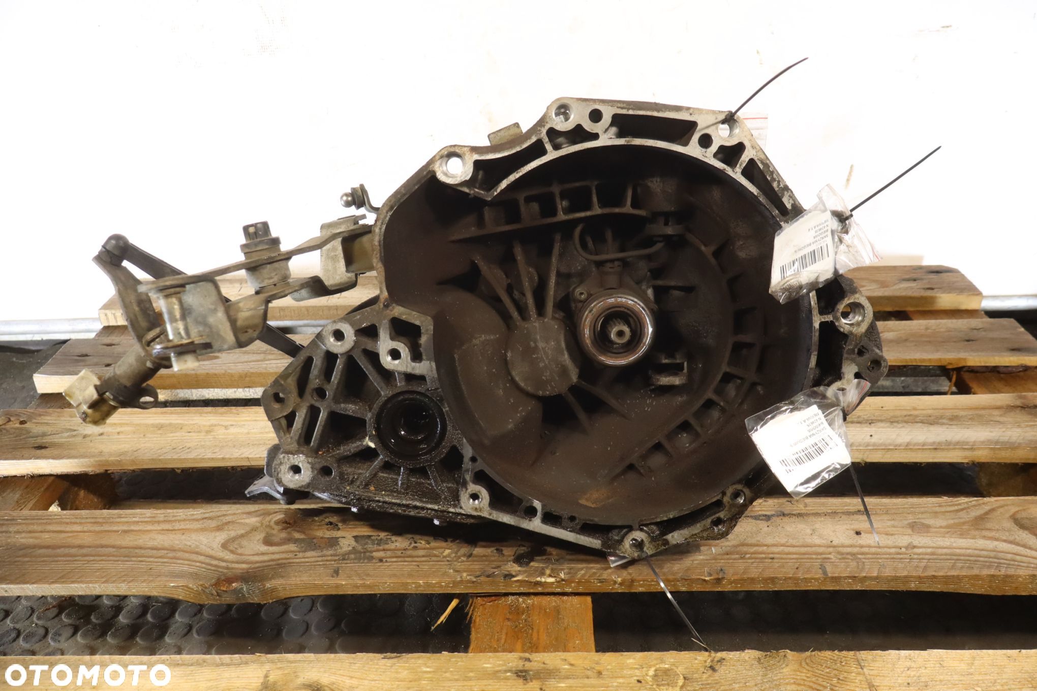 SKRZYNIA BIEGÓW 5 BIEGOWA OPEL MERIVA A 1.4 F13N429 - 1