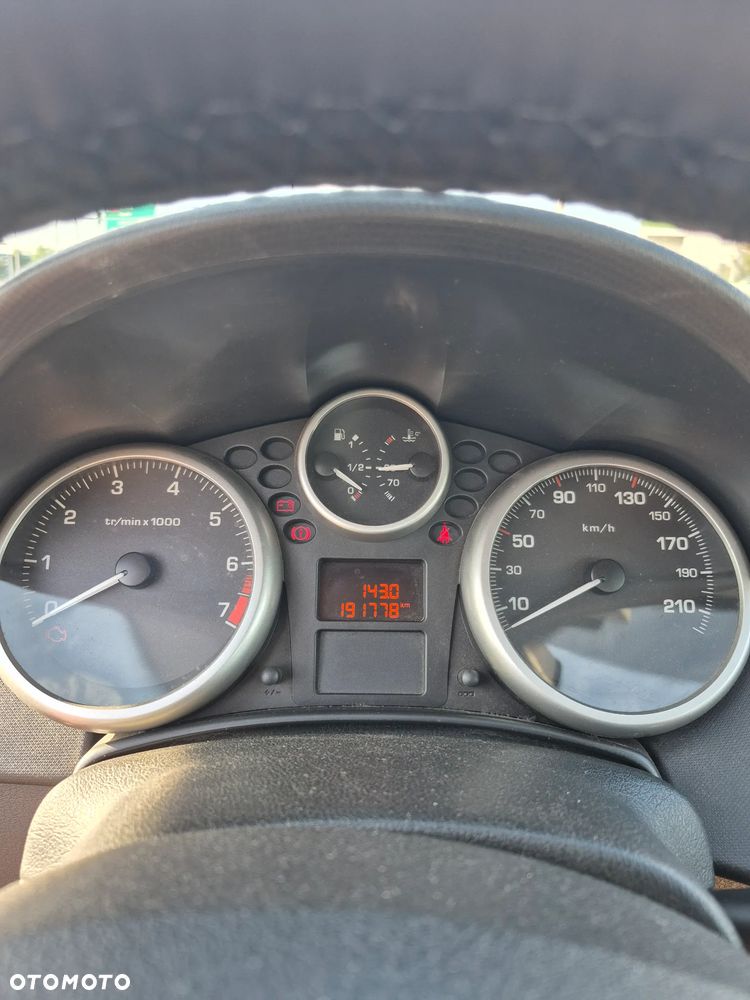 Peugeot 207 1.4 Presence - 17