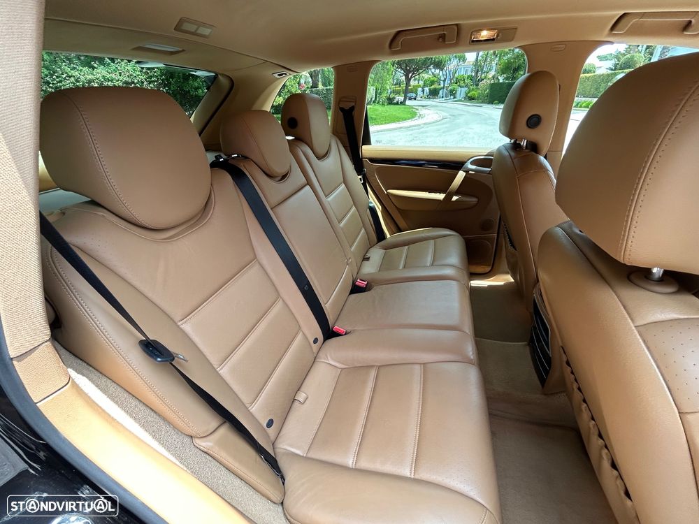 Porsche Cayenne S Tiptronic - 11