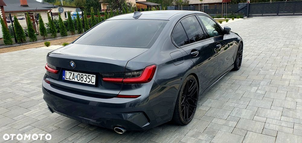BMW Seria 3 330i M Sport - 2