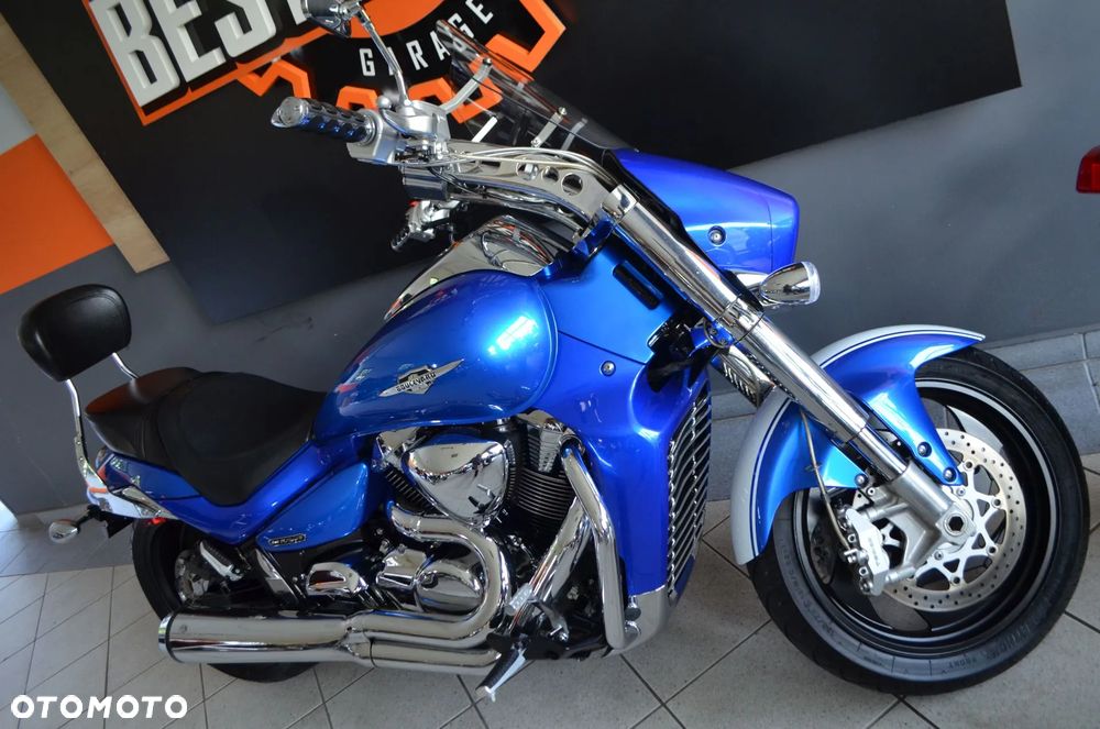 Suzuki Intruder - 4