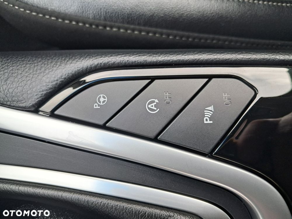 Ford Edge 2.0 TDCi Bi-Turbo 4x4 ST-LINE - 28