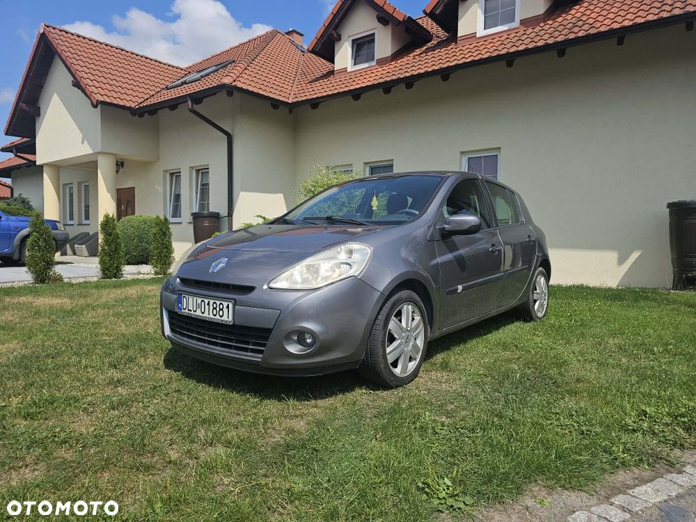 Renault Clio - 1