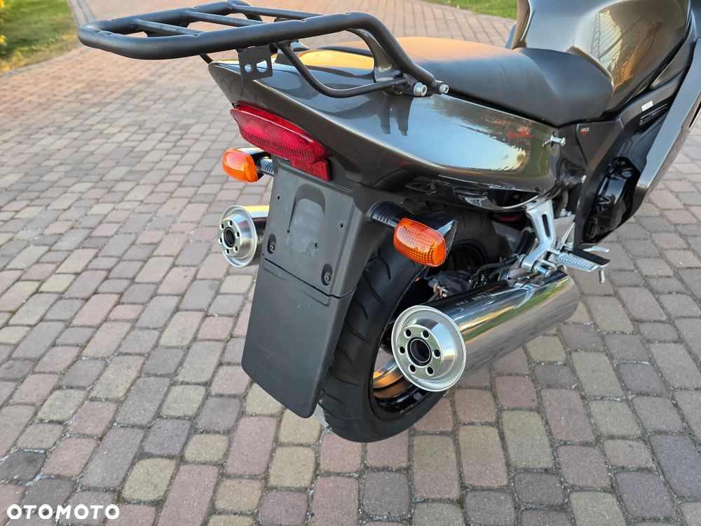 Honda CBR - 31