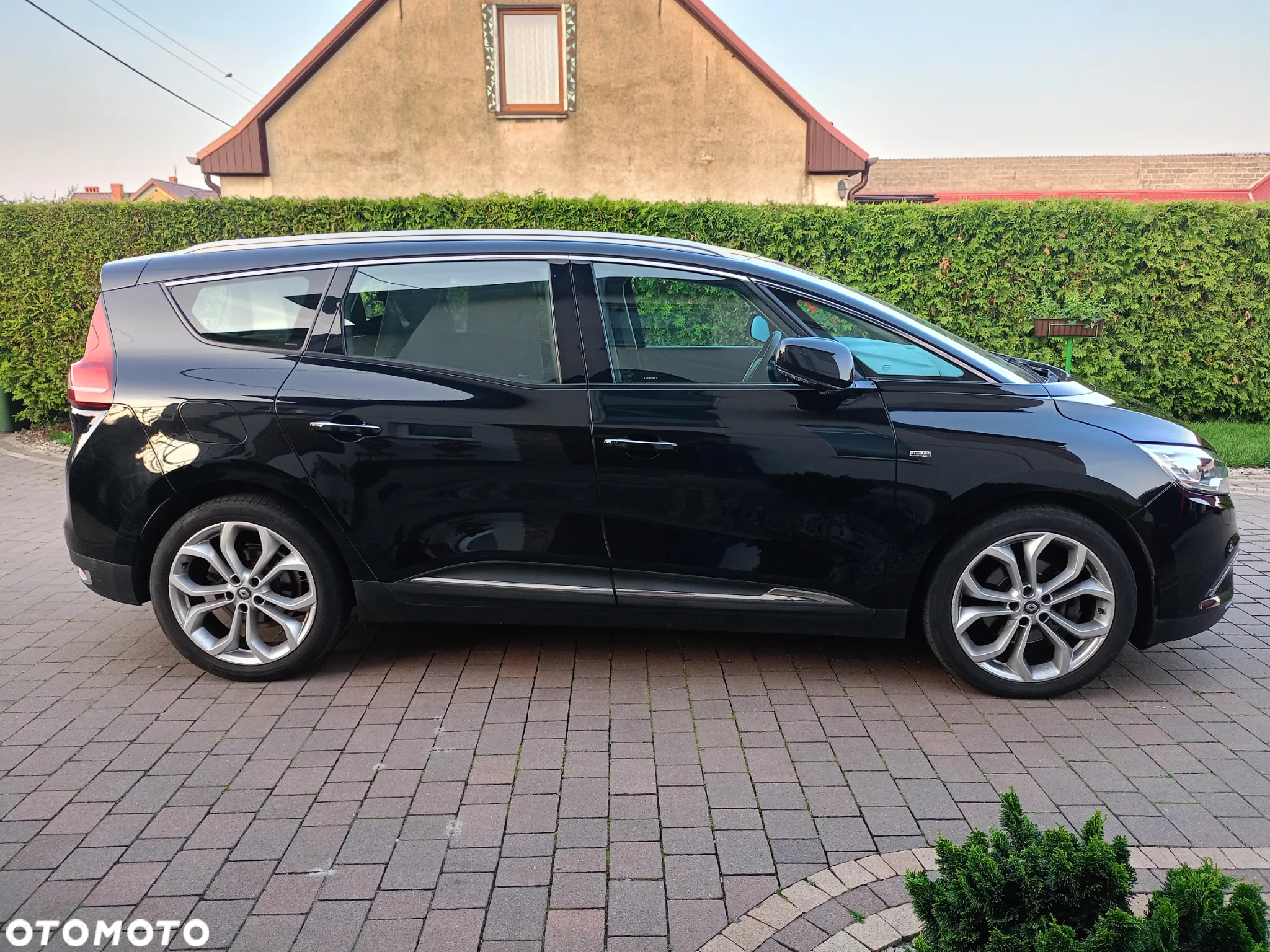 Renault Scenic 1.6 dCi Energy Limited - 6