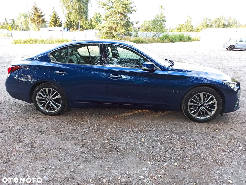 Infiniti Q50 2.0t Premium EU6 - 12