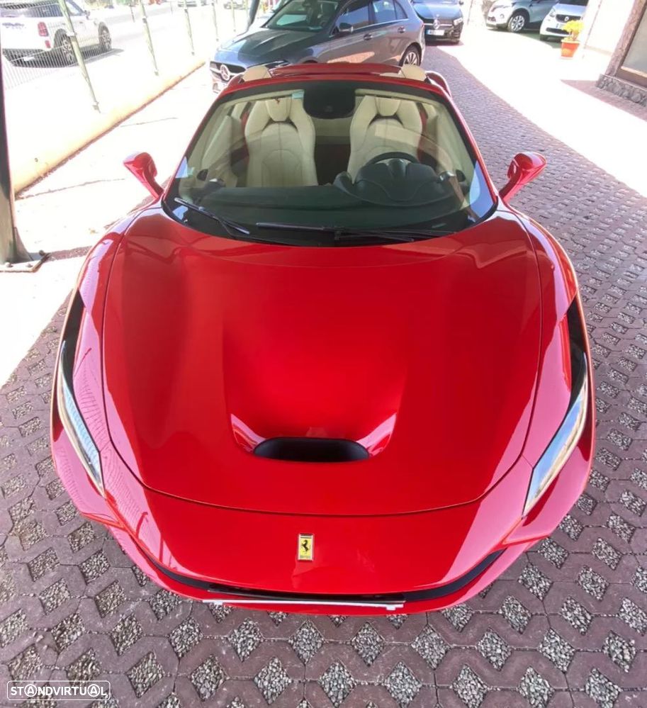 Ferrari F8 Tributo Spider - 35