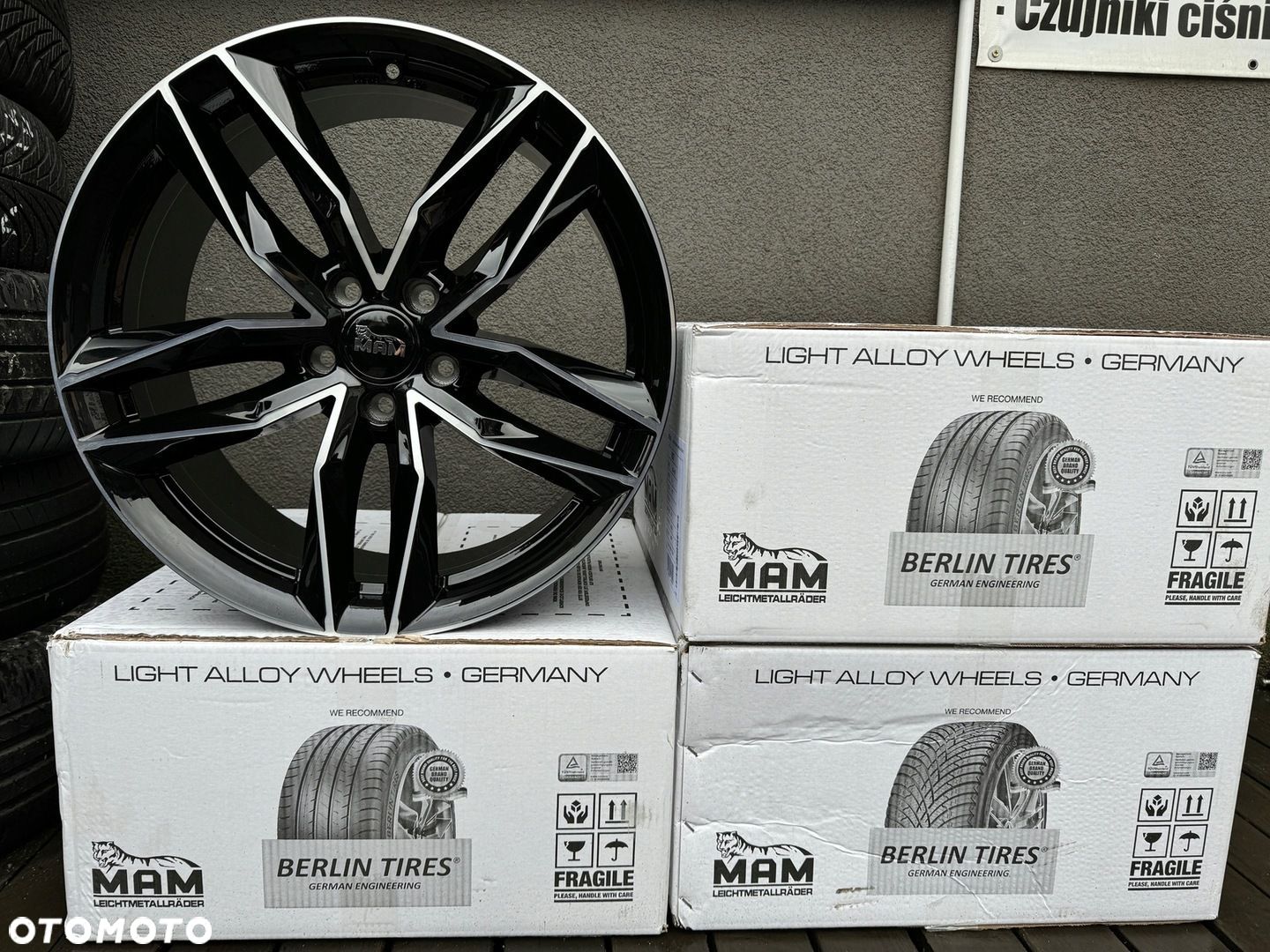 Felgi 19cali MAM Audi A3 S3 A4 A6 S4 S6 Q2 Q3 A8 ET45 5x112 - 1