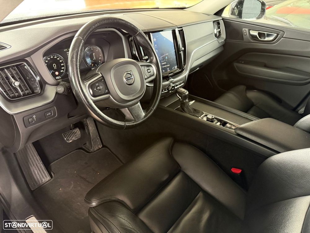 Volvo XC 60 2.0 D4 Momentum Plus Geartronic - 9