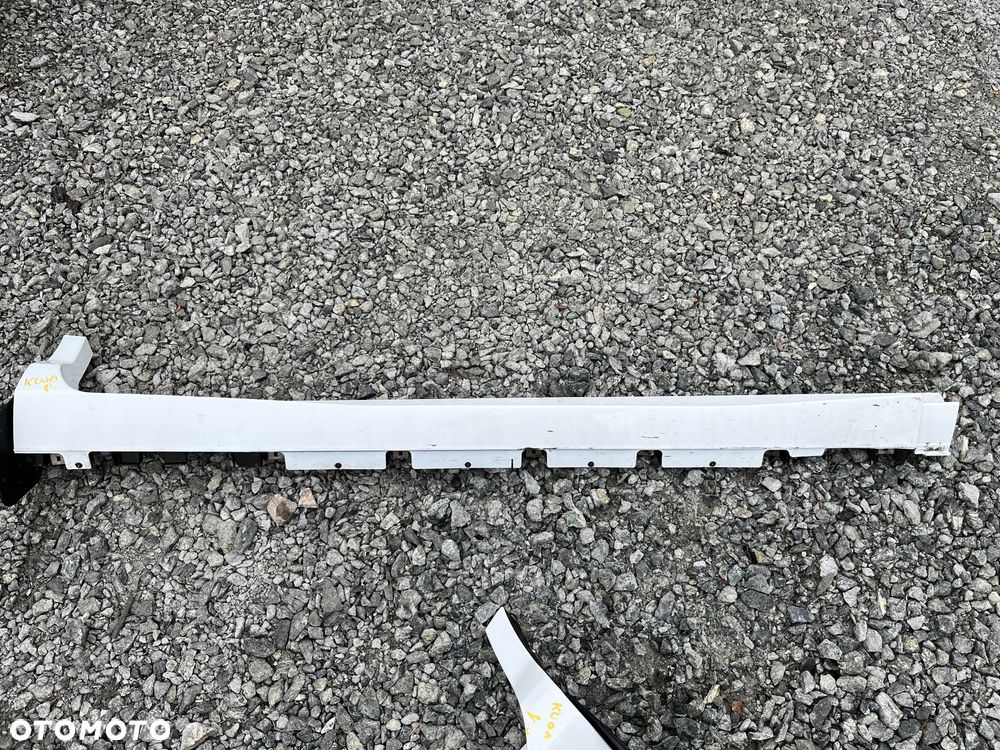 Listwa progowa prawa Ford Kuga MK2 ST-LINE 5D - 1