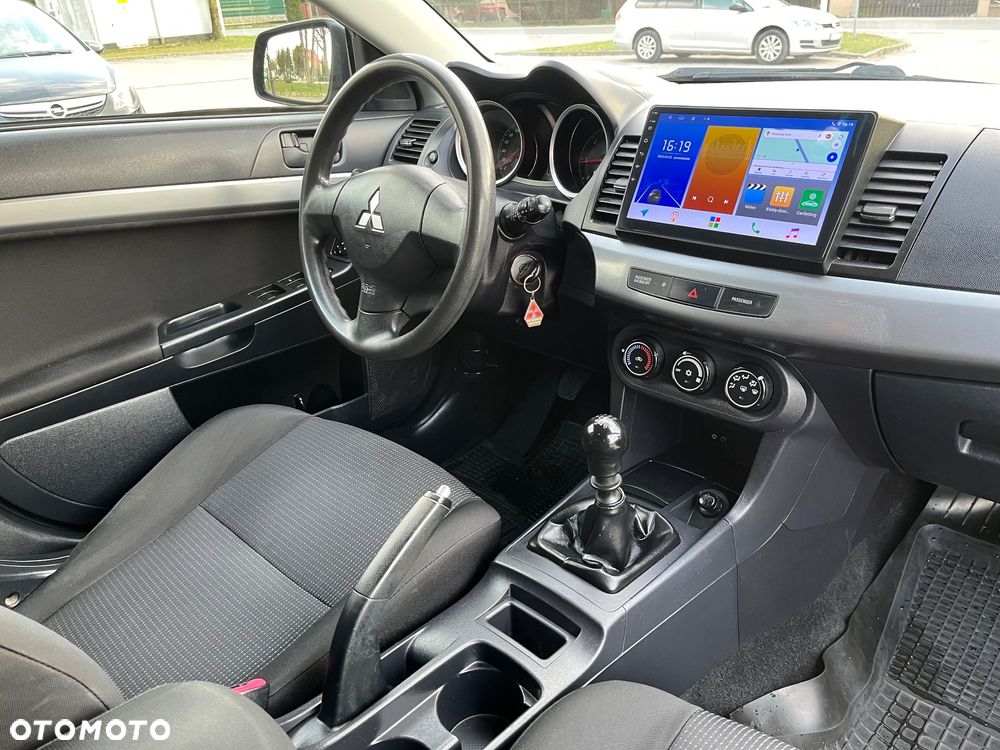 Mitsubishi Lancer 2.0 DID Intense - 19